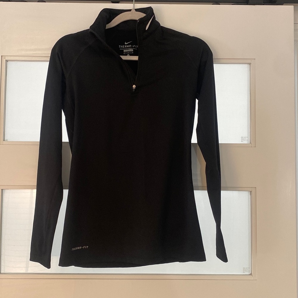Nike therms fit quarter zip shirt